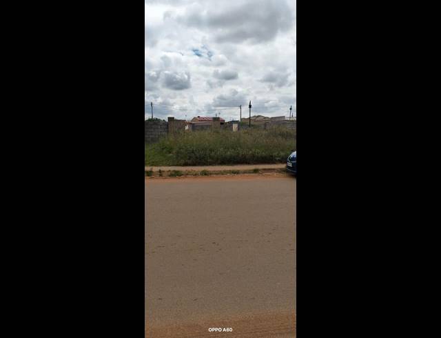 LAND FOR SALE IN PALM RIDGE